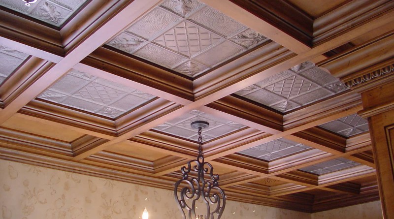 Идеальный потолок: материалы и 6 вариантов отделки
