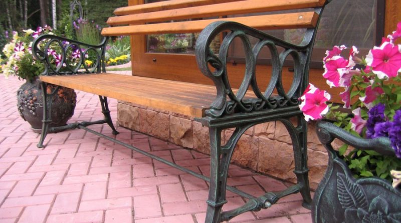 Как сделать красивую и прочную скамейку из металла