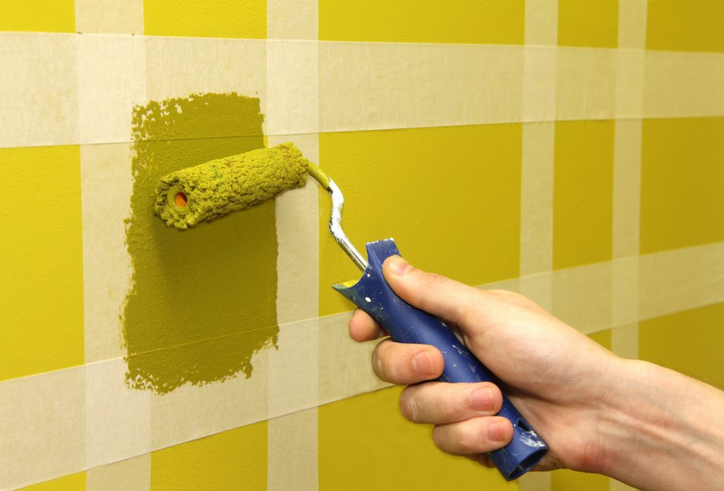 Отделка стен с покраской двумя цветами: варианты комбинированного окрашивания