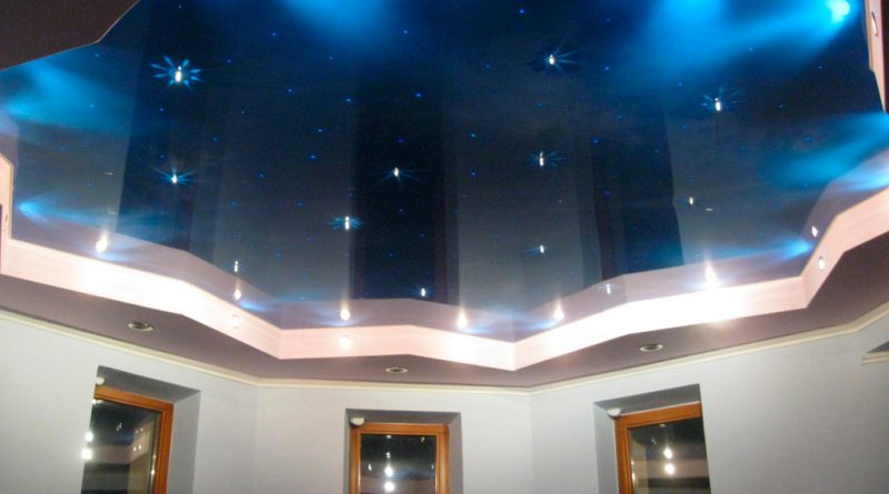 Виды освещения потолка и дизайнерские идеи для разных комнат | +80 фото