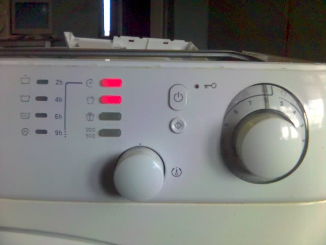 ТЭН – нагревательный элемент стиральной машины в фото