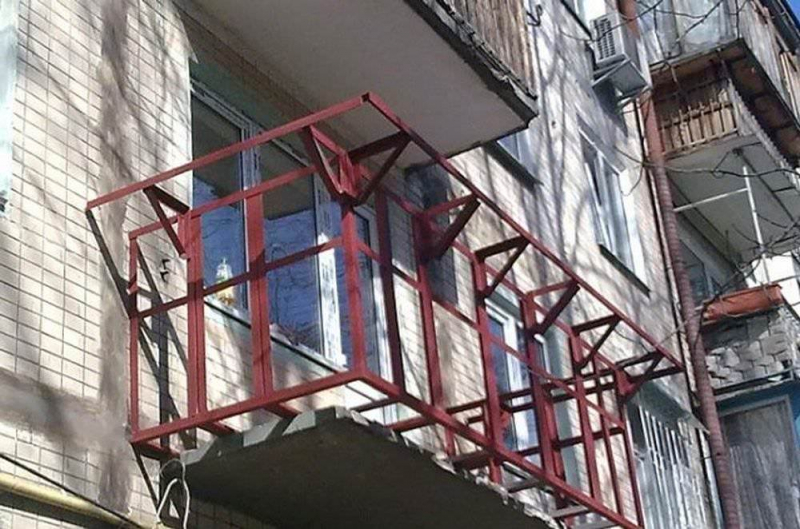 Как сделать балкон с выносом: вынос, который увеличивает площадь жилья в фото