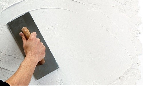 Грунтовка стен перед покраской: ремонт поверхности в фото
