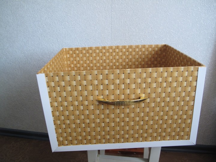 Ящик-короб для хранения зонтов, дамских мелочей и не только! в фото