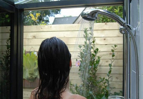 Как сделать летний душ в саду своими руками? в фото