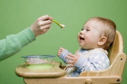 Как выбрать стульчик для кормления, чтобы он идеально подошел малышу в фото