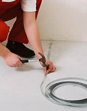 Инструкция по укладке 
					нагревательного кабеля в фото