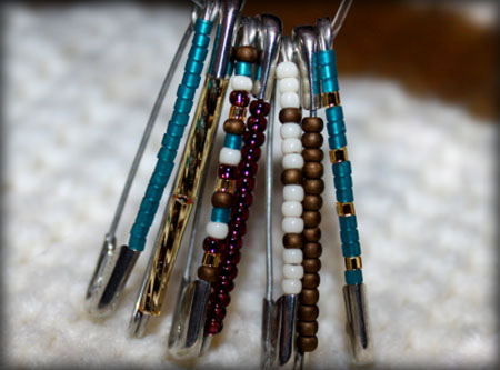 Схемы плетения: фенечки из бисера с именами на станке для начинающих в фото