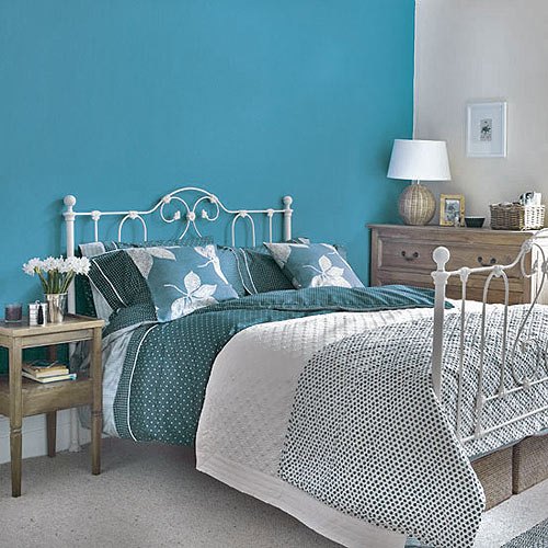 Топ 9 — самые красивые спальни в голубом цвете в фото