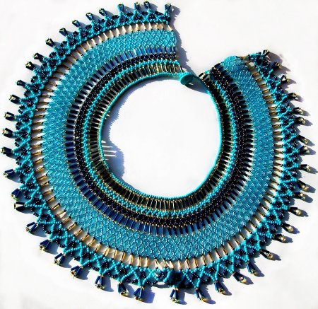 Схема плетения из бисера шикарного ожерелья «Египет» в фото