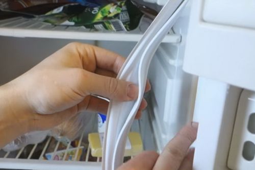 Замена уплотнительной резинки дверей холодильника в фото