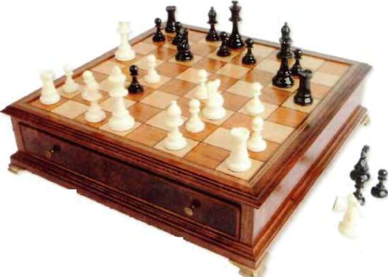 Шахматный столик своими руками в фото