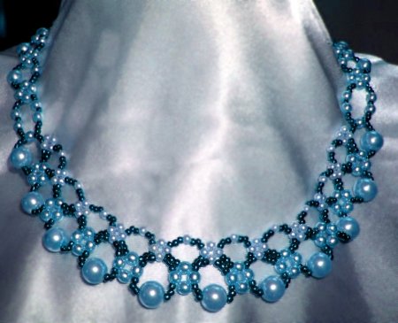 Схема плетения из бисера ожерелья «Море» в фото