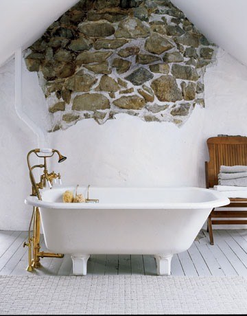 Декор из камней в ванной в фото
