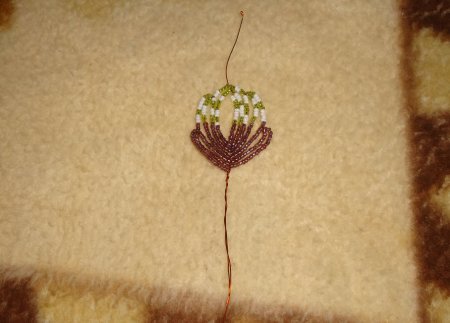 Орхидея из бисера в фото