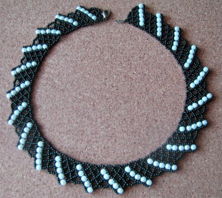 Схема плетения из бисера ожерелья «Корфу» в фото