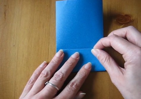 Подставка-оригами для яйца из бумаги своими руками в фото