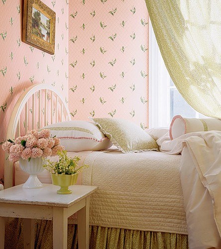 Интерьер спальни в стиле винтаж в фото