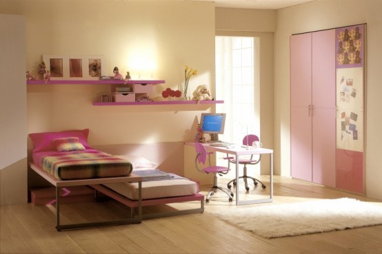 Сквозь «розовые очки» —  детская комната для девочки в фото