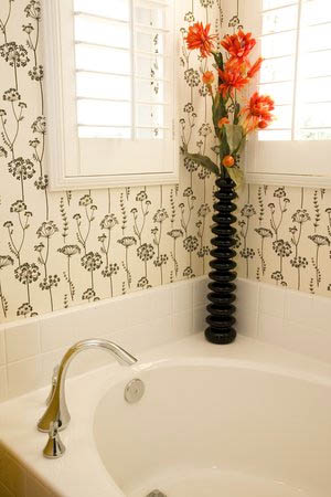 Обновить интерьер ванной комнаты не сложно! в фото