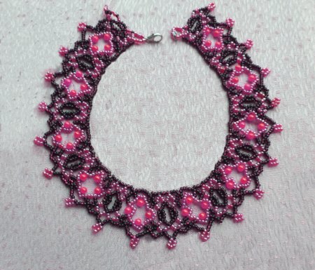 Схема плетения из бисера ожерелья «Дели» в фото