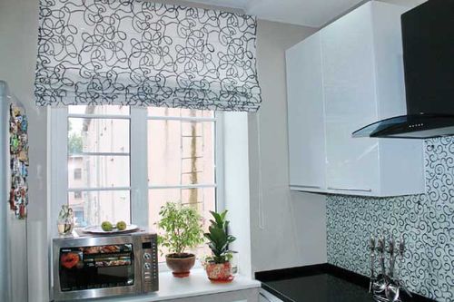 Выбираем современные занавески на кухню: варианты дизайн в фото