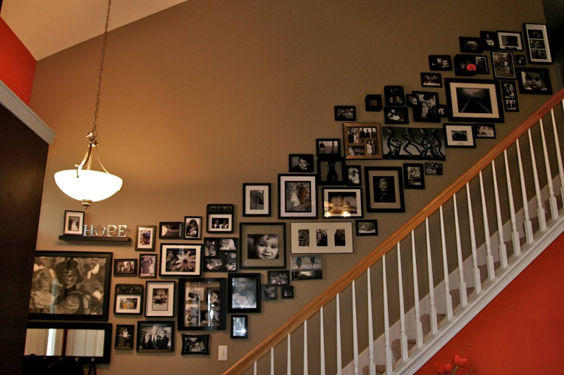 Как сделать коллаж из фотографий своими руками на стену: мастер-класс с видео в фото