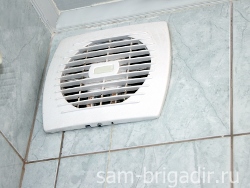 Какой вентилятор поставить на ванну с туалетом? в фото