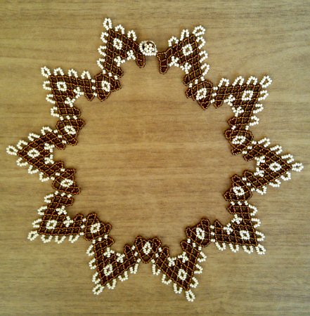 Схема плетения из бисера ожерелья «Petra» в фото