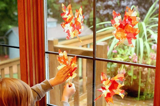 Осенние листья из бумаги своими руками в фото