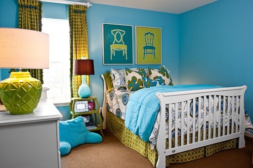 Голубая спальня в фото