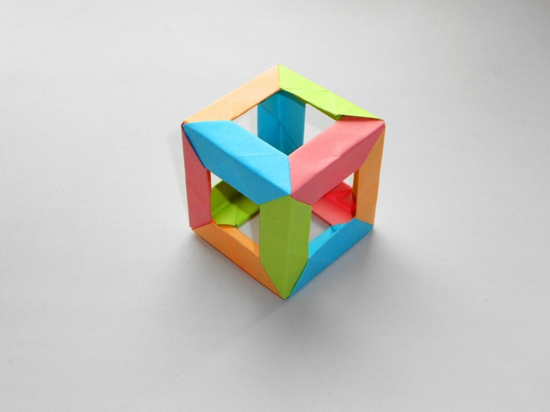 Модульный Куб из бумаги. Простые Поделки Оригами в фото
