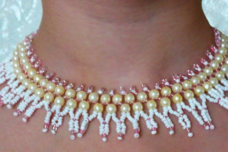 Схема плетения из бисера ожерелья «Madlena» в фото