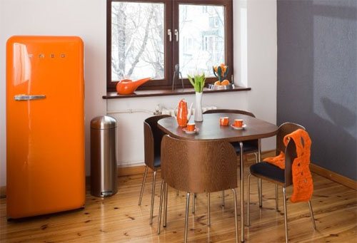 Оранжевый цвет на Вашей кухне в фото