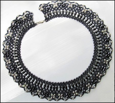 Схема плетения из бисера ожерелья «Мариам» в фото