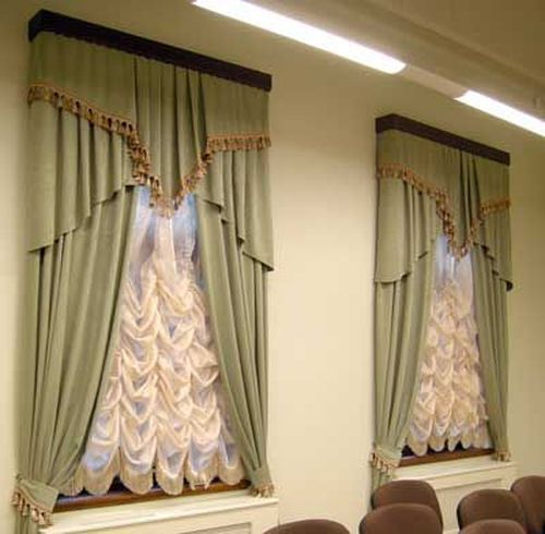 Идеи выбора шторы до подоконника на окна в фото