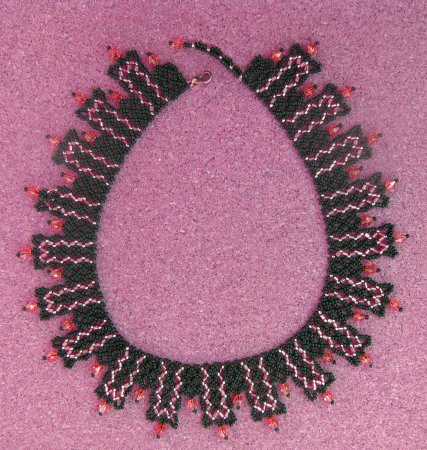 Схема плетения из бисера ожерелья «Damiani» в фото