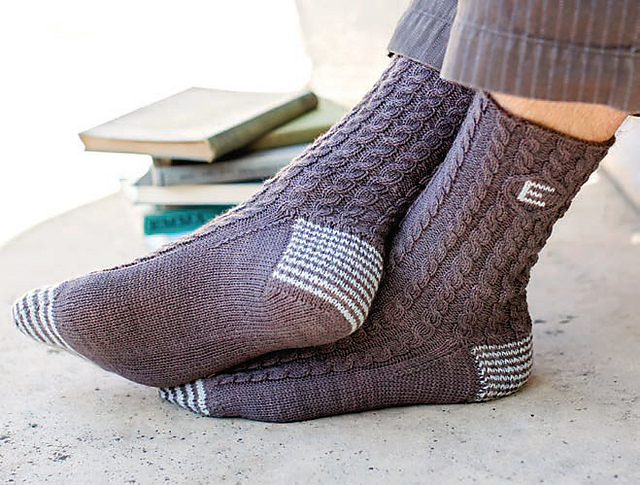 Мужские носки спицами: схемы носочков на 42 размер и выше, как связать подарок с фото и видео в фото