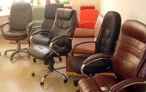 Выбор компьютерного кресла — предметы интерьера в фото