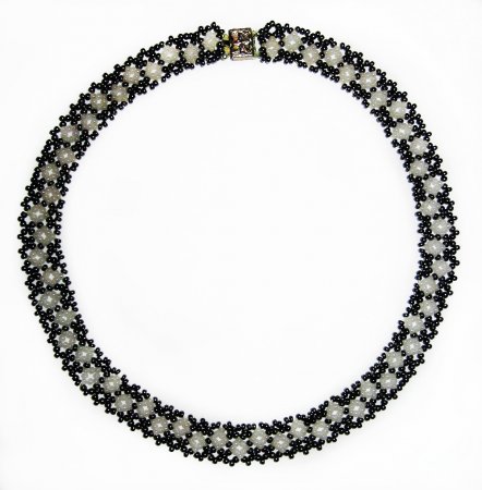 Схема плетения из бисера ожерелья «Manuela» в фото