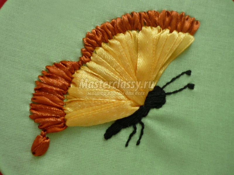 Бабочка из лент своими руками для мальчика в стиле канзаши в фото