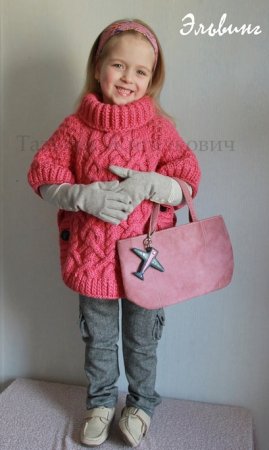 Вязание спицами для детей: схема пончо ярко-розовго для девочек в фото