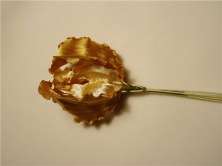 Как сделать цветок ириса из стрейч-атласа: мастер класс в фото