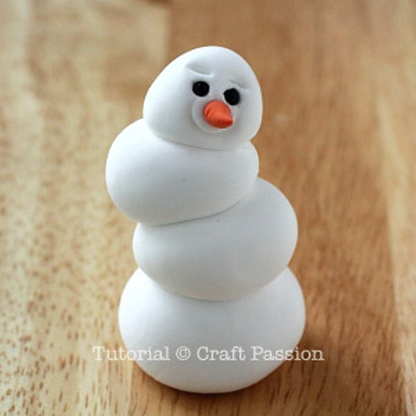 Снеговик из полимерной глины: мастер-класс с фото и видео в фото