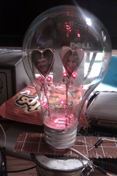 Лампа на День святого Валентина в фото