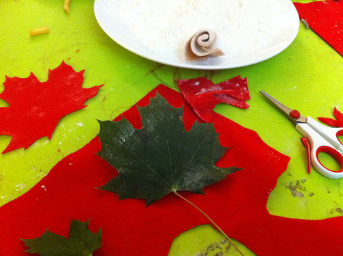 Осенняя гирлянда из ткани в фото
