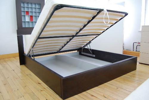 Кровати с подъемным механизмом: идеальный вариант для ценителей комфорта в фото