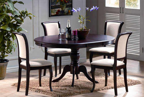 Как выбрать обеденный стол со стульями для кухни и гостиной? в фото