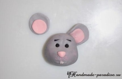 Мышка из мастики для детского торта в фото