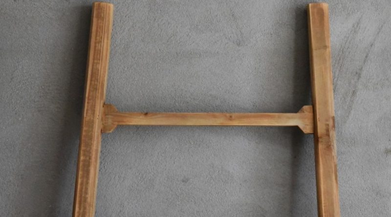 Изготовление деревянной приставной лестницы: расчет и инструкция по самостоятельной сборке в фото